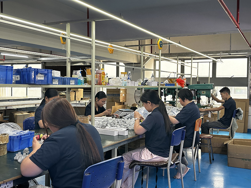 南宫NG28照明年底冲刺，，，，，，全力包管全球客户订单交付