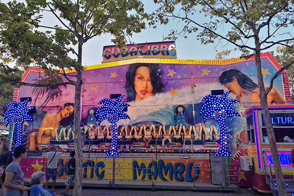 南宫NG28照明的娱光灯用在西班牙游乐装备展示